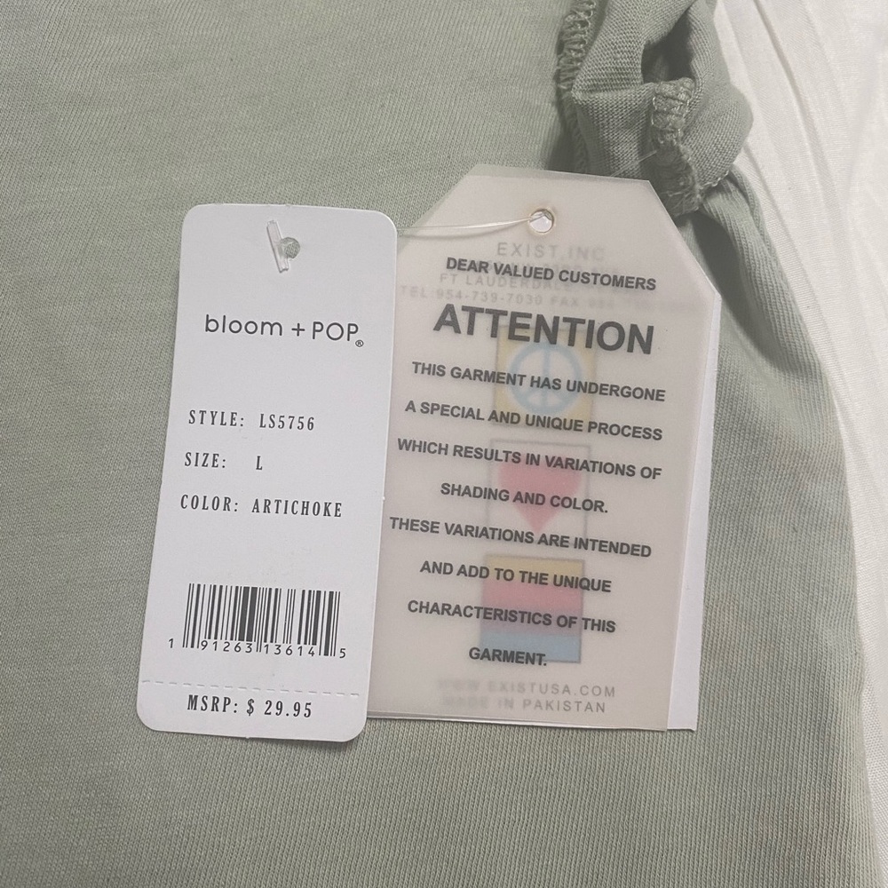 Cropped t-shirt - Picture 3 of 10